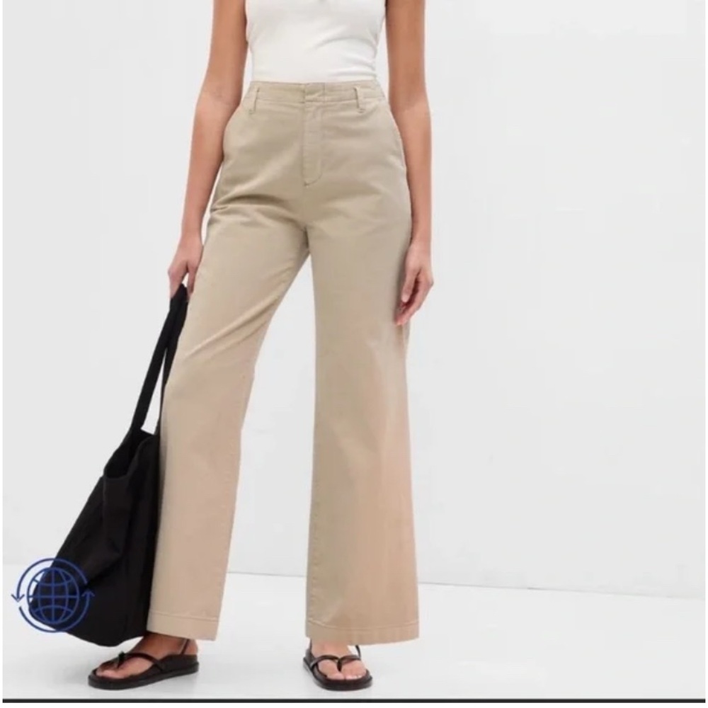 Gap Loose Fit Khaki Size 12
